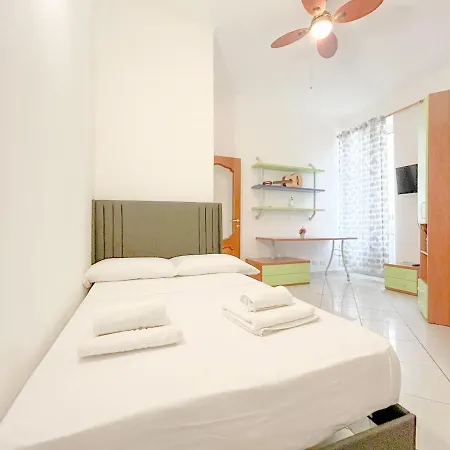 Luminosa - Centro Citta - Wifi Apartment Savona